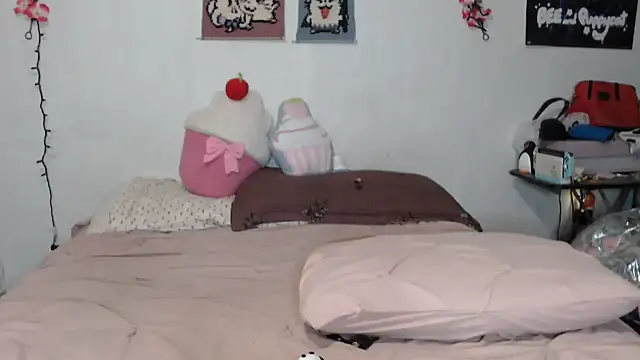 Cupcakecutie449 online show from 7, 10, 2025