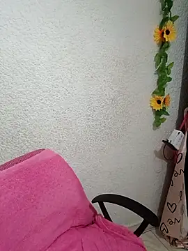 Alice bloom  online show from 19, 9, 2025