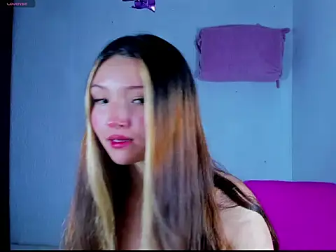 Alice bloom  online show from 15, 1, 2026