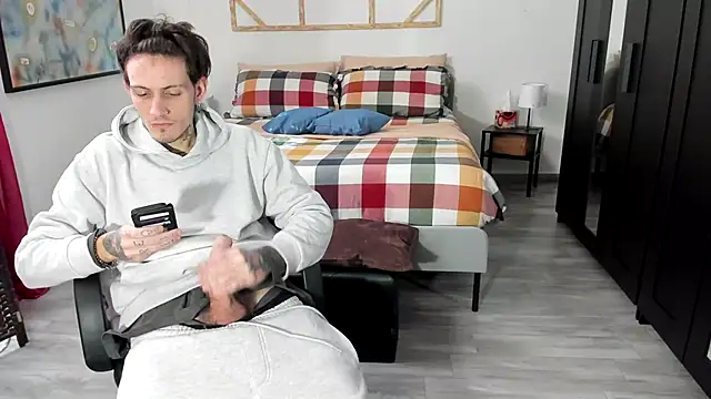 Snapshot of xxxciro13xxx chatting on 5, 2, 2025 xxxciro13xxx online show from 5, 2, 2025