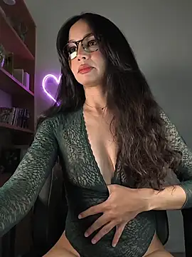 Naughty-Jessie online show from 3, 5, 2026