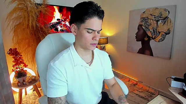 Snapshot of Matias_Murrier chatting on 10, 10, 2025 Matias Murrier online show from 10, 10, 2025