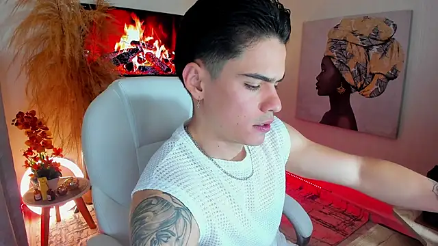 Snapshot of Matias_Murrier chatting on 19, 10, 2025 Matias Murrier online show from 19, 10, 2025