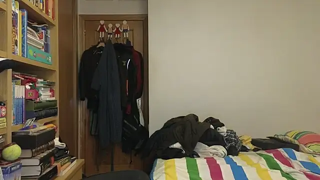 curiosillo83 online show from 21, 3, 2026