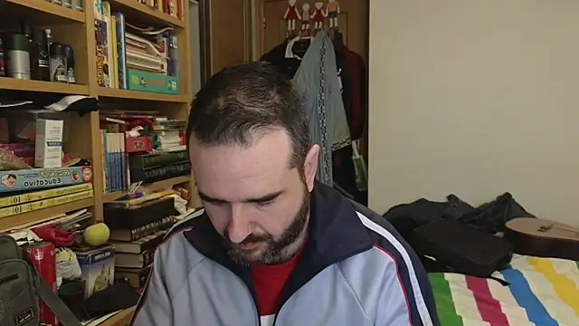 curiosillo83 online show from 8, 4, 2026