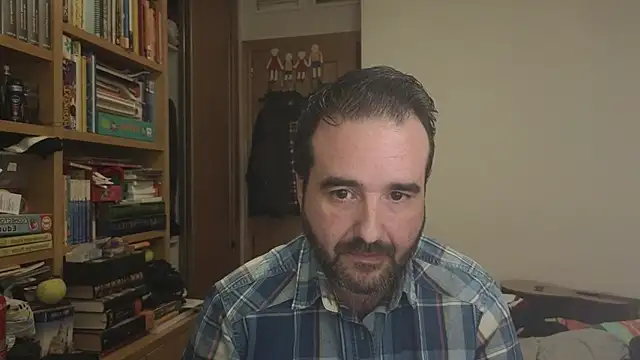 curiosillo83 online show from 15, 12, 2025