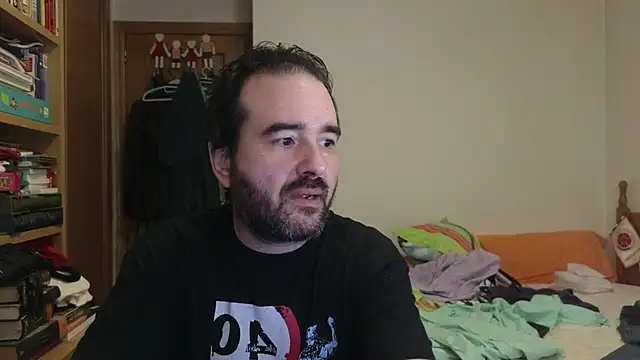 Snapshot of curiosillo83 chatting on 4, 7, 2026 curiosillo83 online show from 4, 7, 2026