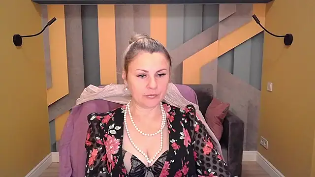 Candy Long online show from 15, 11, 2025