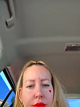 Jassy Foxy online show from 14, 2, 2026