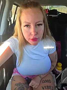 Jassy Foxy online show from 11, 5, 2026