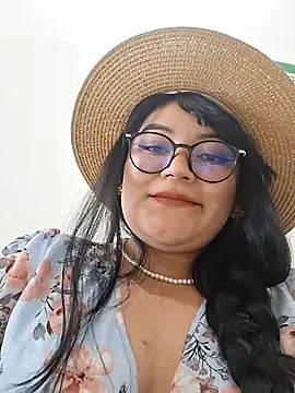 Snapshot of Sakura_0505 chatting on 17, 12, 2025 Sakura 0505 online show from 17, 12, 2025