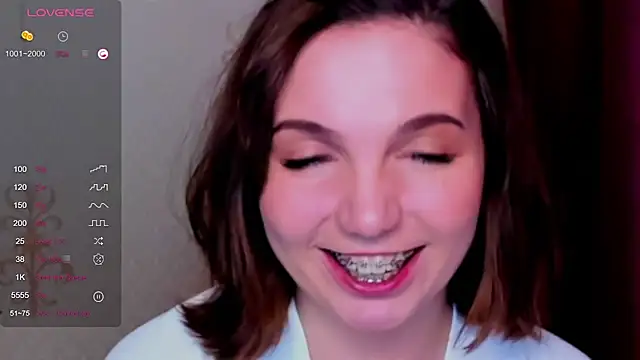 KindHazelHere  online show from 20, 3, 2025