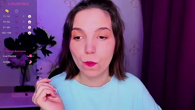 KindHazelHere  online show from 26, 2, 2026