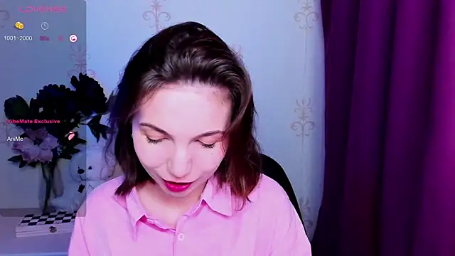 KindHazelHere  online show from 4, 4, 2026