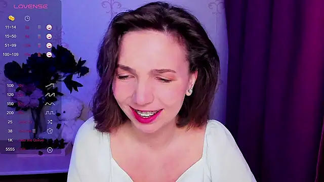 KindHazelHere  online show from 20, 2, 2026