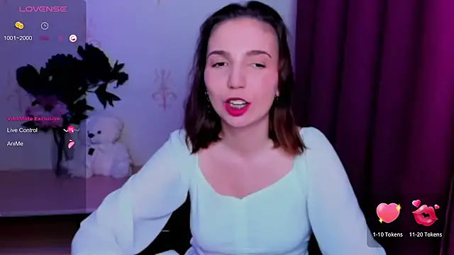 KindHazelHere  online show from 9, 5, 2026