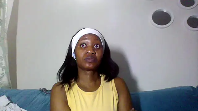 Snapshot of Hardnipples8 chatting on 4, 11, 2025 Hardnipples8 online show from 4, 11, 2025