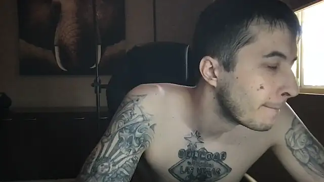 Bwcjoshbanks online show from 25, 5, 2026