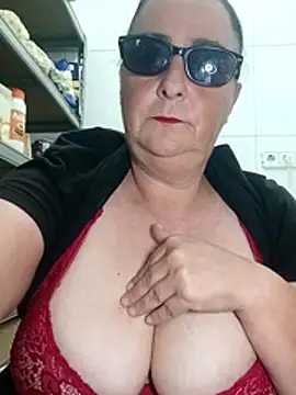 Snapshot of eroticjessitop chatting on 12, 2, 2026 eroticjessitop online show from 12, 2, 2026