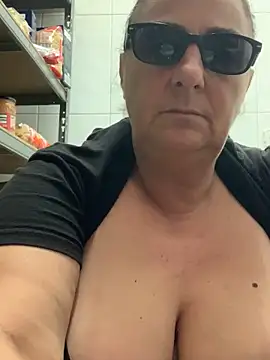 eroticjessitop online show from 16, 11, 2025