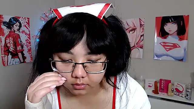 Snapshot of Moertomlly chatting on 11, 11, 2025 Moertomlly online show from 11, 11, 2025