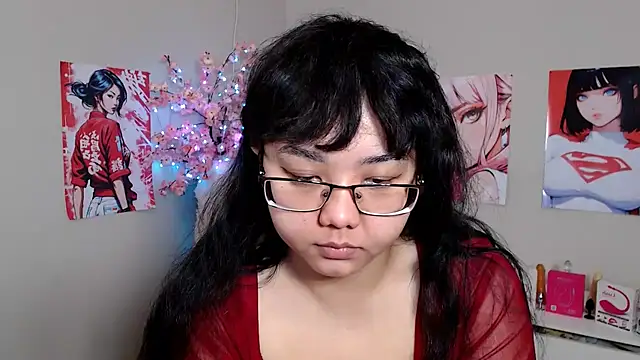 Snapshot of Moertomlly chatting on 14, 10, 2025 Moertomlly online show from 14, 10, 2025