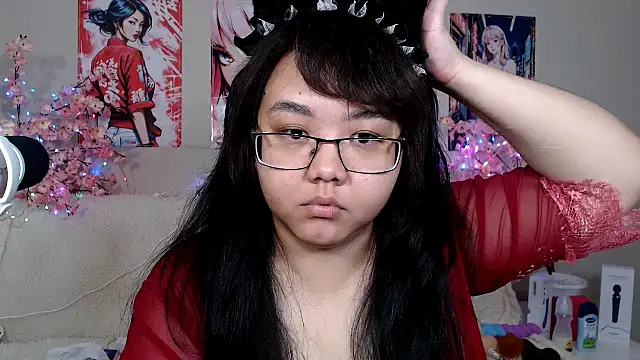 Snapshot of Moertomlly chatting on 10, 7, 2026 Moertomlly online show from 10, 7, 2026