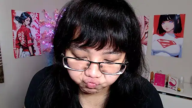 Snapshot of Moertomlly chatting on 20, 9, 2025 Moertomlly online show from 20, 9, 2025