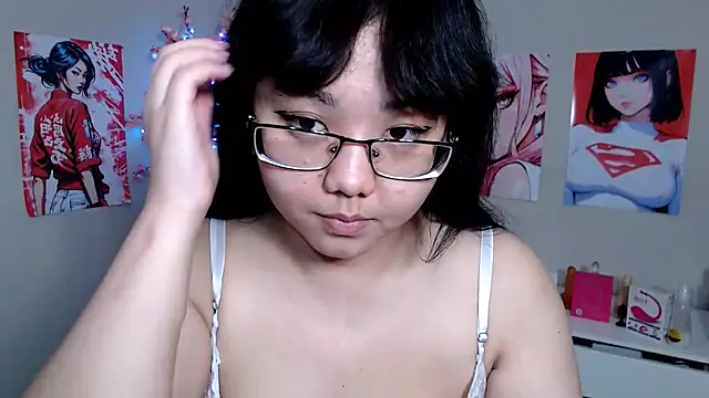 Snapshot of Moertomlly chatting on 26, 9, 2025 Moertomlly online show from 26, 9, 2025