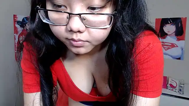 Snapshot of Moertomlly chatting on 17, 10, 2025 Moertomlly online show from 17, 10, 2025