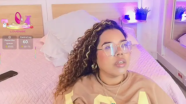  nickypurple  online show from 4, 11, 2025