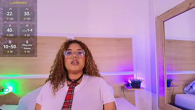  nickypurple  online show from 19, 2, 2026