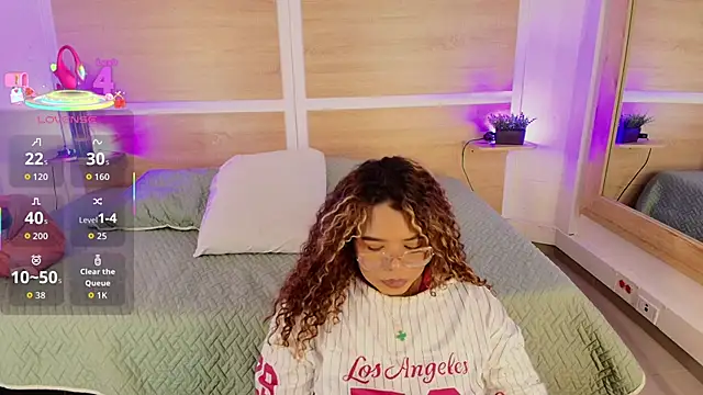  nickypurple  online show from 9, 10, 2025