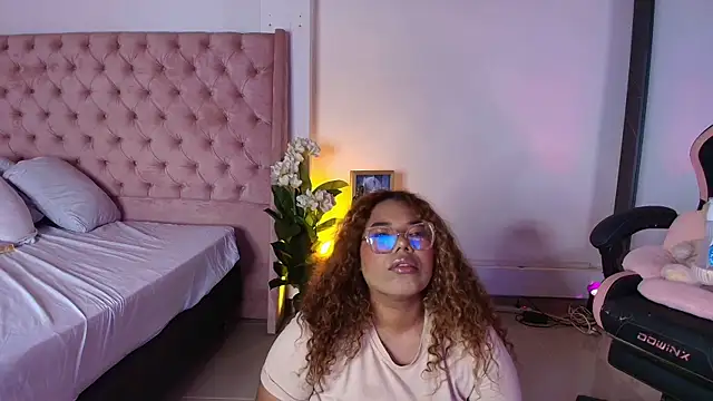  nickypurple  online show from 21, 2, 2026