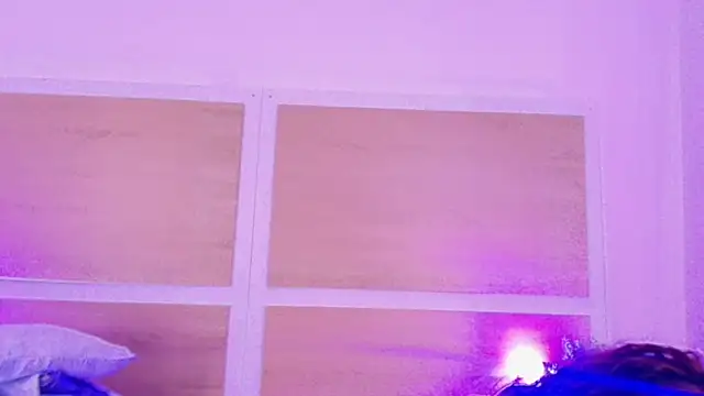  nickypurple  online show from 30, 5, 2026