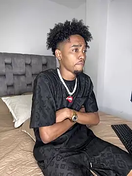 Snapshot of matatanlove chatting on 8, 3, 2025 matatanlove online show from 8, 3, 2025