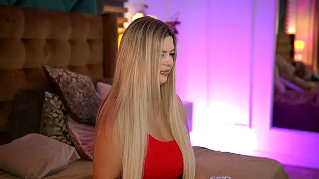 SophieBoobsX online show from 4, 10, 2025