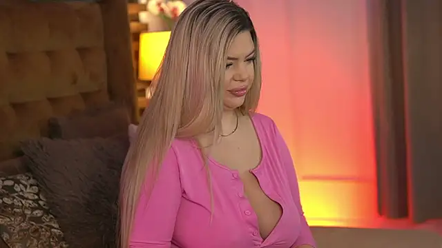 SophieBoobsX online show from 21, 2, 2026