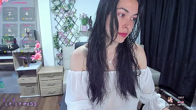 Lunlunera online show from 12, 3, 2025