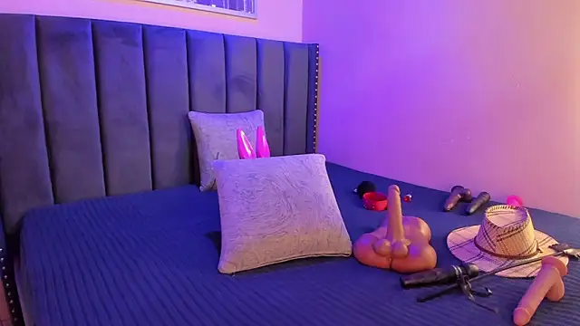 Snapshot of ashlye_miller_ chatting on 16, 10, 2025 ashlye miller online show from 16, 10, 2025