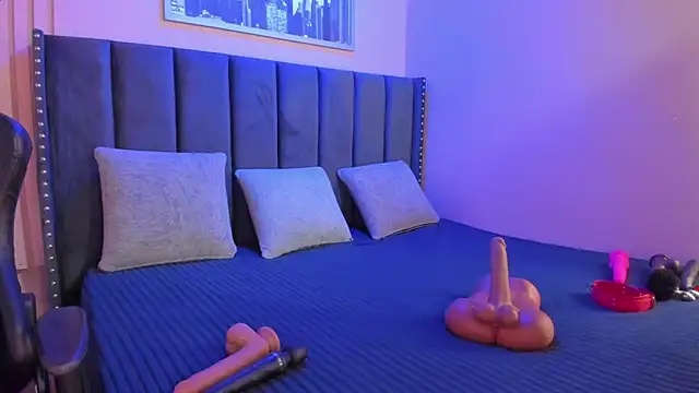 Snapshot of ashlye_miller_ chatting on 12, 9, 2025 ashlye miller online show from 12, 9, 2025