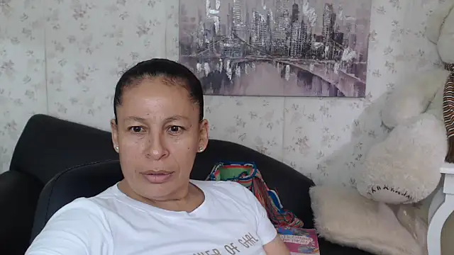 Snapshot of mature_martina chatting on 10, 6, 2026 mature martina online show from 10, 6, 2026