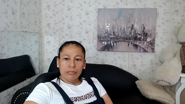 Snapshot of mature_martina chatting on 12, 6, 2026 mature martina online show from 12, 6, 2026