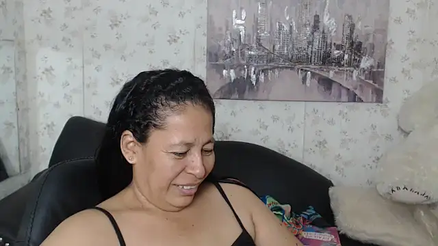 Snapshot of mature_martina chatting on 11, 6, 2026 mature martina online show from 11, 6, 2026