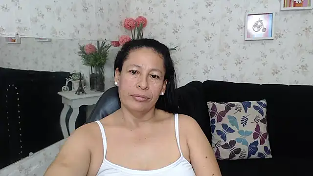 mature martina online show from 17, 3, 2025