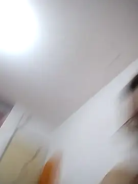 Snapshot of luli222 chatting on 17, 11, 2025 luli222 online show from 17, 11, 2025