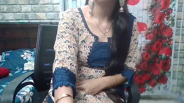 Sexy iknoor online show from 11, 3, 2026