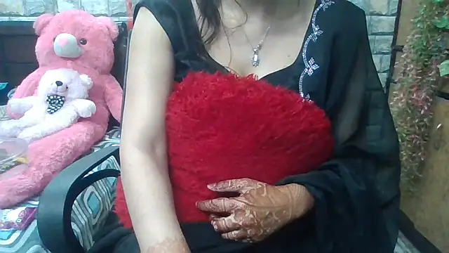 Sexy iknoor online show from 18, 3, 2025