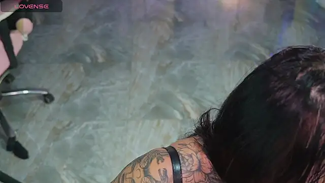 isa red hair online show from 21, 3, 2026