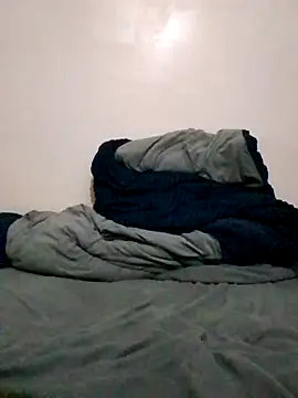 pretty-donna online show from 3, 11, 2025